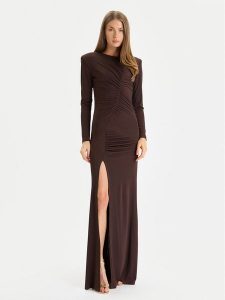 Gaudi Sukienka wieczorowa 521FD14008 Brązowy Slim Fit. Brązowe sukienki Gaudi, xs, bez wzorów, z syntetyku, wizytowe, bez kołnierzyka, bez ramiączek. Za 699,99 zł.