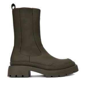 Botki DeeZee. Brązowe botki DeeZee, bez wzorów, bez obcasa, na płaskiej podeszwie, bez zapięcia. Za 179,99 zł.