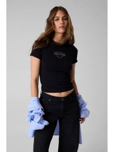 Guess Jeans T-Shirt W6YI05 K3640 Czarny Slim Fit. Czarne t-shirty Guess Jeans, l, z aplikacjami, z bawełny, bez kołnierzyka, bez ramiączek. Za 159,99 zł.