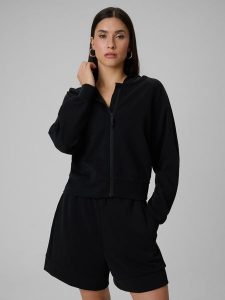 4F Bluza dresowa regular z modalem damska - czarna S. Czarne bluzy 4f, s, bez wzorów, z dresówki, z kapturem. Za 199,99 zł.