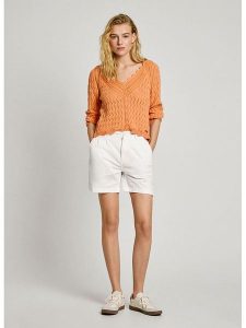 Pepe Jeans Szorty chino "Vania" - Regular fit - w kolorze białym rozmiar: XL. Białe szorty Pepe Jeans, z aplikacjami, z jeansu. Za 158,10 zł.