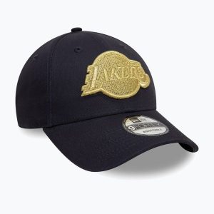 Czapka z daszkiem New Era Metallic 9Forty Los Angeles Lakers. Niebieskie czapki New Era, bez wzorów. Za 119,99 zł.