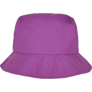 Wodoodporna Czapka Z Daszkiem. Czerwone czapki FLEXFIT, bez wzorów, sportowe. Za 115,99 zł.