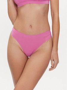 Chantelle Stringi Soft Stretch C11GG0 Różowy. Czerwone stringi Chantelle, bez wzorów, z syntetyku. Za 89,99 zł.