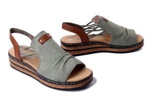 RIEKER 62962-52 green, sandały damskie. Zielone sandały Rieker, bez wzorów, bez obcasa, na koturnie, bez zapięcia. Za 299,90 zł.