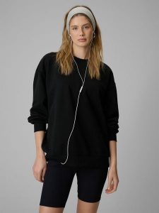 4F Bluza dresowa loose bez kaptura damska - czarna L. Czarne bluzy 4f, l, bez wzorów, z bawełny, bez kaptura. Za 159,99 zł.