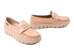 SOLO 069W beż naplak. pl, półbuty damskie. Brązowe półbuty Solo, bez wzorów, bez obcasa, bez zapięcia. Za 264,90 zł.