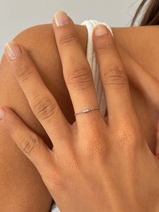 OR Carats Złoty pierścionek z diamentami rozmiar: 54. Szare pierścionki OR Carats, z diamentem, złote. Za 391,99 zł.