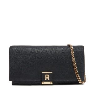 Torebka Tommy Hilfiger. Czarne torebki klasyczne TOMMY HILFIGER, bez wzorów, bez dodatków. Za 649,99 zł.