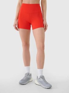 SPODENKI DAMSKIE 4F TRENINGOWE LEGGINSY KRÓTKIE KOLARKI KRÓTKIE CZERWONE. Czerwone legginsy 4f, bez wzorów, z materiału, krótkie. Za 79,99 zł.