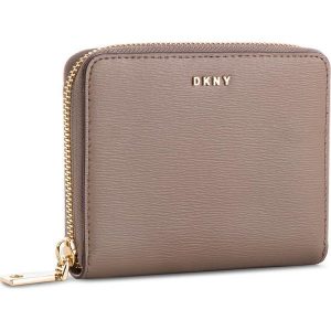 Duży Portfel Damski DKNY - Bryant Sm Zip Around R8313656 Desert DES. Portfele marki DKNY. W wyprzedaży za 289,00 zł.