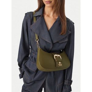 Torebka Beverly Hills Polo Club. Zielone listonoszki Beverly Hills Polo Club, bez wzorów, bez dodatków. Za 159,99 zł.
