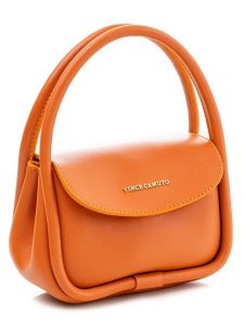 Vince Camuto Torebka "Como" w kolorze pomarańczowym - 19 x 15 x 9 cm rozmiar: onesize. Pomarańczowe torebki klasyczne Vince Camuto, bez wzorów, z materiału, przez ramię, bez dodatków. Za 139,54 zł.