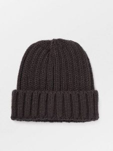 Becksöndergaard Czapka beanie w kolorze ciemnobrązowym rozmiar: onesize. Brązowe czapki Becksöndergaard, bez wzorów, z materiału. Za 82,99 zł.