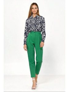 Nife Spodnie w kolorze zielonym rozmiar: 40. Zielone spodnie z wysokim stanem Nife, bez wzorów, z materiału, z podwyższonym stanem. Za 150,02 zł.