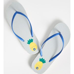 Klapki w kropki - Niebieski. Klapki marki Sinsay. Za 9,99 zł.