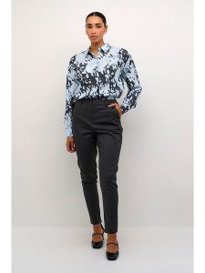 Kaffe Spodnie chino "Loraine" w kolorze antracytowym rozmiar: 44. Czarne chinosy Kaffe, bez wzorów, z podwyższonym stanem. Za 109,78 zł.