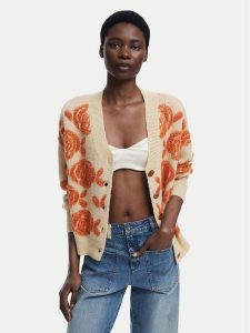 Desigual Kardigan Carter 25WWJF22 Beżowy Relaxed Fit. Brązowe kardigany Desigual, z syntetyku. Za 509,99 zł.