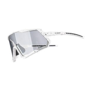 Okulary Gist Mask. Białe okulary przeciwsłoneczne GIST. Za 453,25 zł.