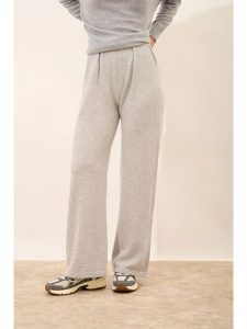 Just Cashmere Kaszmirowe spodnie "Daphne" w kolorze jasnoszarym rozmiar: S. Szare spodnie z wysokim stanem Just Cashmere, bez wzorów, z kaszmiru, z podwyższonym stanem. Za 565,65 zł.