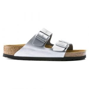 Sandały turystyczne Birkenstock Arizona BF. Szare sandały Birkenstock, bez wzorów, z materiału, bez obcasa, bez zapięcia. Za 389,00 zł.