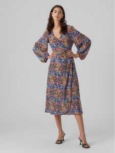 Vero Moda Sukienka codzienna Kira 10290247 Kolorowy Loose Fit. Kombinezony Vero Moda, s, bez wzorów, z syntetyku, bez kołnierzyka, bez ramiączek. Za 229,99 zł.