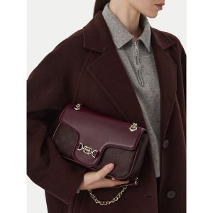 Torebka Nine West. Czerwone torebki klasyczne Nine West, bez wzorów, bez dodatków. Za 229,99 zł.
