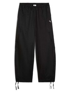 Puma Spodnie dresowe "Dare To" w kolorze czarnym rozmiar: L. Czarne spodnie dresowe Puma, l, bez wzorów, z dresówki. Za 184,02 zł.