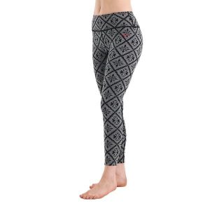 Venus - Legginsy termoaktywne (100% Merino / 230g/m²). Czarne legginsy WOOLONA, bez wzorów, z wełny. W wyprzedaży za 351,00 zł.