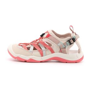 Sandały damskie turystyczne z zakrytym noskiem Alpine Pro Sagra. Brązowe sandały Alpine Pro, bez wzorów, bez obcasa, bez zapięcia. W wyprzedaży za 179,00 zł.