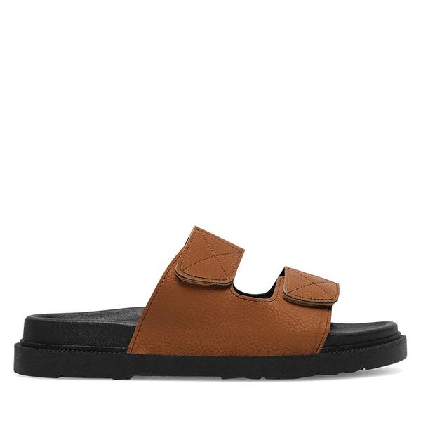 Klapki Jenny Fairy. Brązowe klapki Jenny Fairy, bez wzorów, bez obcasa. Za 79,99 zł.