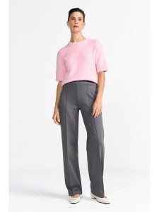 Rich & Royal Dzianinowa bluzka w kolorze jasnoróżowym rozmiar: L. Różowe bluzki Rich & Royal, l, bez wzorów, z dzianiny, bez kołnierzyka, bez ramiączek. Za 230,99 zł.