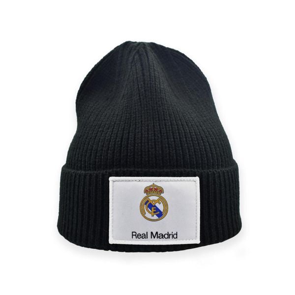 Real Madryt czapka zimowa hat RM5GO29 czarny OSFM. Czarne czapki REAL MADRID, bez wzorów, sportowe. Za 99,00 zł.