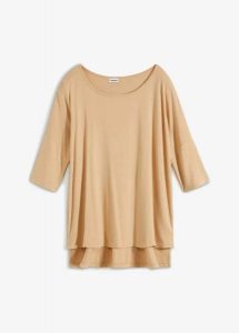 T-shirt boxy z miękkiego materiału z wiskozą. Czerwone t-shirty bonprix, bez wzorów, z wiskozy, bez kołnierzyka, bez ramiączek. Za 34,99 zł.