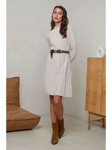 Soft Cashmere Sukienka dzianinowa w kolorze beżowym rozmiar: 38/40. Brązowe sukienki Soft Cashmere, bez wzorów, z dzianiny, bez kołnierzyka, bez ramiączek, maxi. Za 148,26 zł.