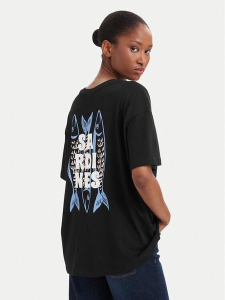ONLY T-Shirt Vivvi 15346761 Czarny Regular Fit. Czarne t-shirty ONLY, xs, bez wzorów, z bawełny, bez kołnierzyka, bez ramiączek. Za 53,99 zł.