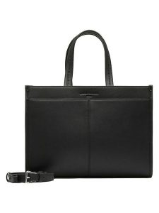 Liebeskind Berlin Skórzana torebka w kolorze czarnym - 35 x 25 x 14 cm rozmiar: onesize. Czarne torebki klasyczne Liebeskind Berlin, bez wzorów, z materiału, przez ramię, bez dodatków. Za 539,95 zł.