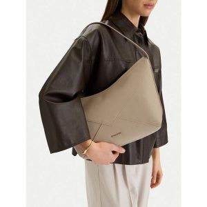 Torebka GINO ROSSI. Szare torebki klasyczne Gino Rossi, bez wzorów, bez dodatków. Za 199,99 zł.