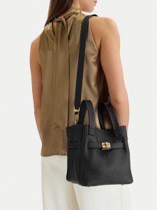 GINO ROSSI Torebka EO-LDA88 Czarny. Czarne torebki klasyczne Gino Rossi, bez wzorów, z materiału, bez dodatków. Za 329,99 zł.