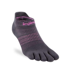 Skarpety do biegania damskie Injinji Run Lightweight No-Show. Czerwone skarpetki Injinji, bez wzorów. Za 69,99 zł.