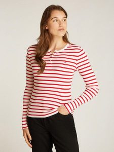 TOMMY JEANS Koszulka w kolorze biało-czerwonym rozmiar: XL. Białe bluzki Tommy Jeans, xl, bez wzorów, z bawełny, bez kołnierzyka, bez ramiączek. Za 136,45 zł.