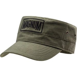 Czapka z daszkiem turystyczna Magnum Patrol. Zielone czapki MAGNUM, bez wzorów. Za 53,91 zł.