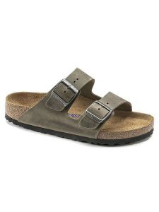 Birkenstock Skórzane klapki "Arizona" w kolorze khaki rozmiar: 46. Brązowe klapki Birkenstock, bez wzorów, z otwartym noskiem, bez obcasa. Za 433,83 zł.
