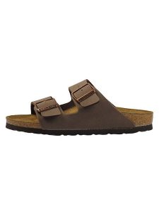 Birkenstock Klapki "Arizona" w kolorze brązowym rozmiar: 43. Brązowe klapki Birkenstock, bez wzorów, bez obcasa. Za 420,66 zł.