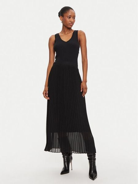 Morgan Sukienka codzienna 242-RMLISS Czarny Regular Fit. Czarne kombinezony Morgan, na co dzień, s, bez wzorów, z syntetyku, bez kołnierzyka, bez ramiączek, proste. Za 249,99 zł.