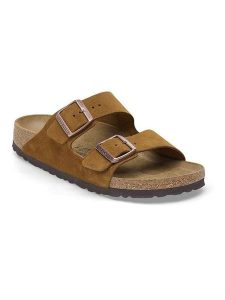 Birkenstock Skórzane klapki "Arizona" w kolorze jasnobrązowym rozmiar: 38. Brązowe klapki Birkenstock, bez wzorów, ze skóry, z otwartym noskiem, bez obcasa. Za 438,21 zł.