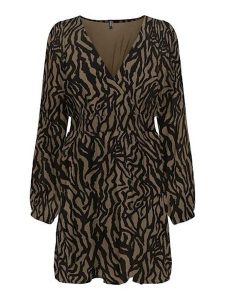ONLY Sukienka w kolorze czarno-brązowym rozmiar: XL. Brązowe sukienki ONLY, xl, bez wzorów, bez kołnierzyka, bez ramiączek, midi, rozkloszowane. Za 91,99 zł.
