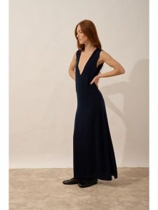 Just Cashmere Kaszmirowa sukienka "Tessa" w kolorze czarnym rozmiar: S. Czarne sukienki Just Cashmere, na co dzień, s, bez wzorów, z kaszmiru, bez kołnierzyka, bez ramiączek, maxi, proste. Za 434,99 zł.