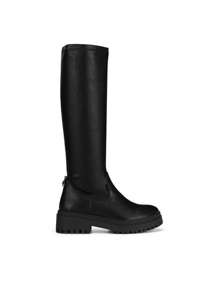 MEXX Kozaki CEO-MI001805243W Czarny. Czarne kozaki Mexx, bez wzorów, z materiału, bez obcasa, na słupku, bez zapięcia. Za 399,99 zł.