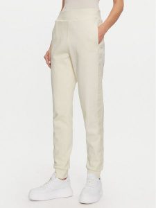 Guess Spodnie dresowe Stacie V4BB00 KC5O0 Écru Regular Fit. Spodnie dresowe Guess, s, z aplikacjami, z bawełny. Za 199,99 zł.